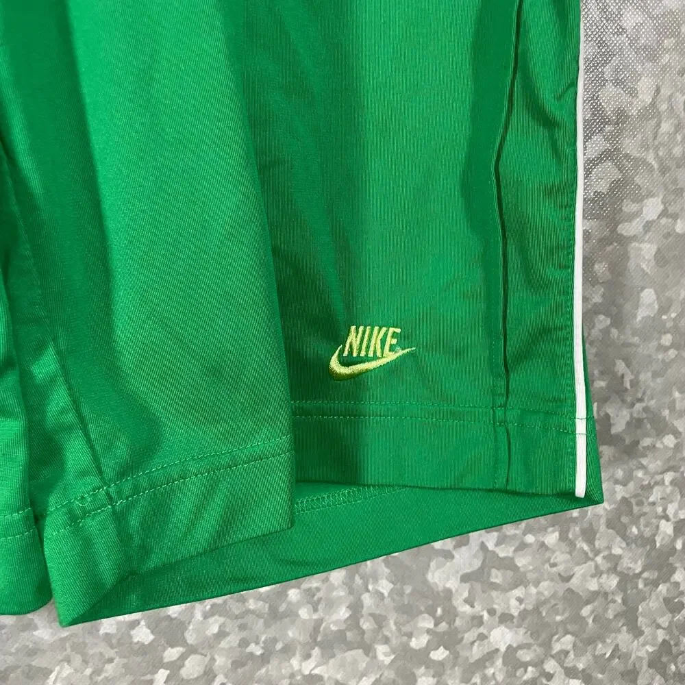 Nike girl activewear